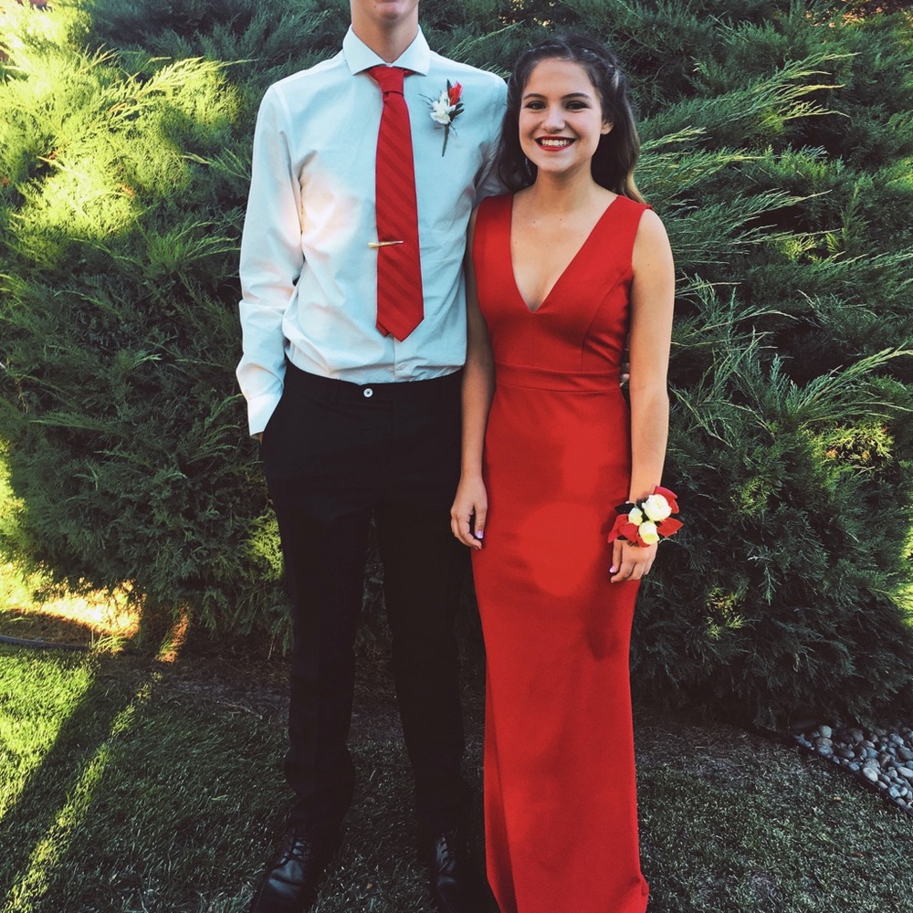 Gorgeous prom/homecoming dress